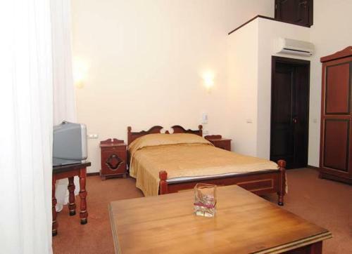 Hostal Elnio Ragas