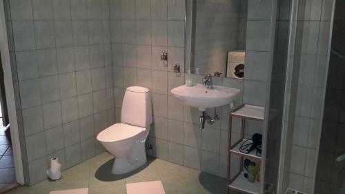 Hostal Kaare Guesthouse
