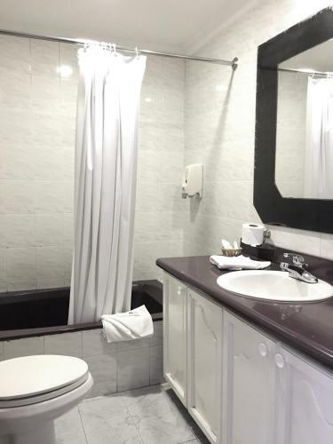 Hotel Pinar Del Lago
