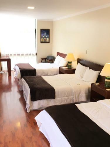 Hotel Pinar Del Lago