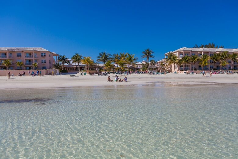 Hotel Island Seas Resort
