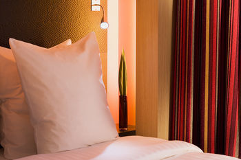 Hotel Oceania Paris Porte De Versailles