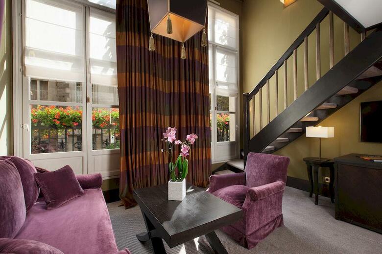 Hotel Pavillon De La Reine