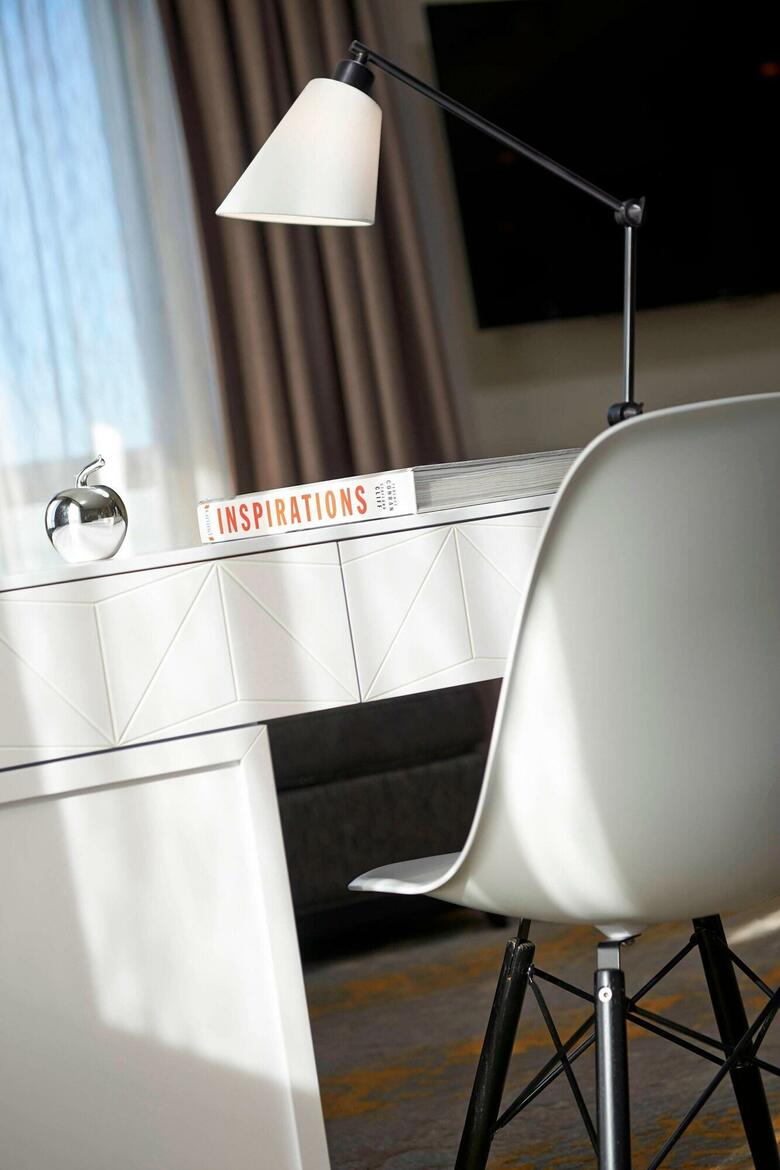 Hotel Renaissance Paris La Defense