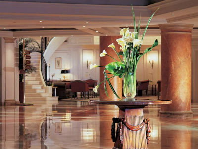 Hotel Renaissance Paris La Defense