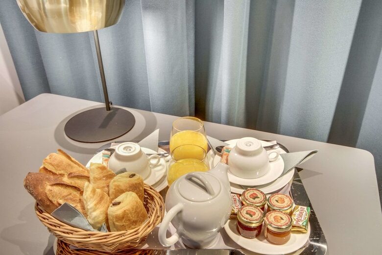 Hotel Sevres Saint Germain