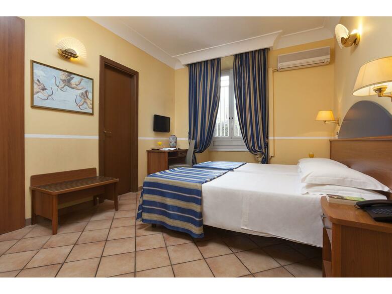 Hotel Kennedy