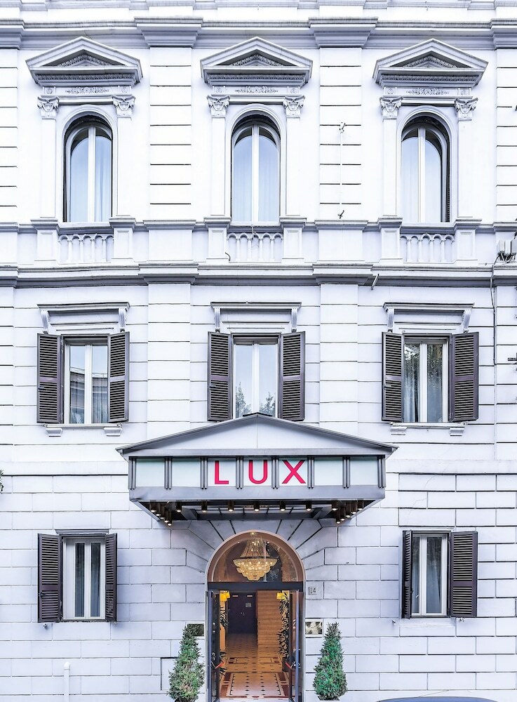 Hotel Lux