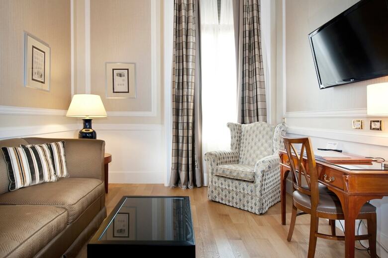 Hotel Marriott Grand Flora