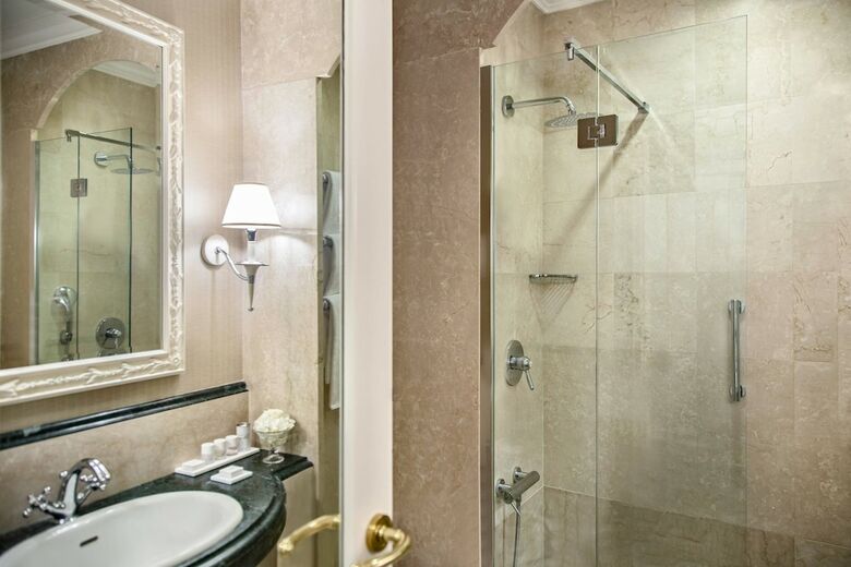 Hotel Marriott Grand Flora