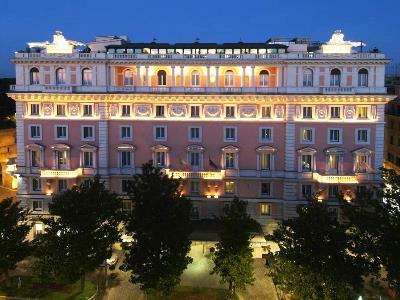 Hotel Marriott Grand Flora