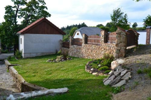 Hostal Ubytov�n� Na H�jence