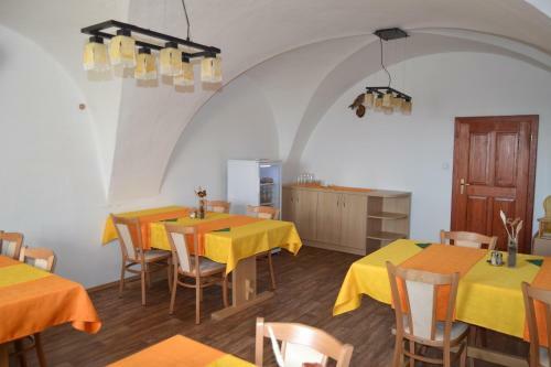 Hostal Ubytov�n� Na H�jence