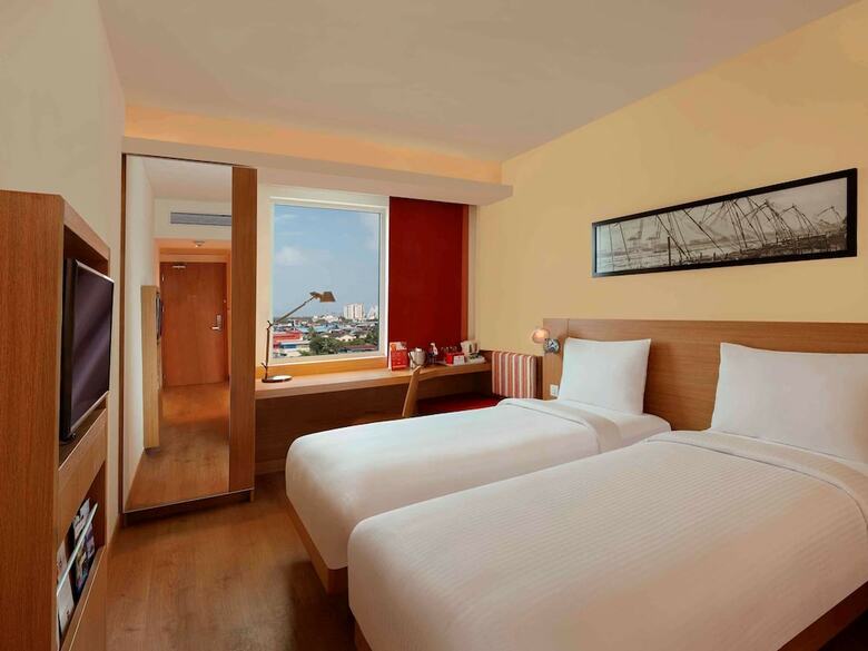 Hotel Ibis New Delhi Aerocity