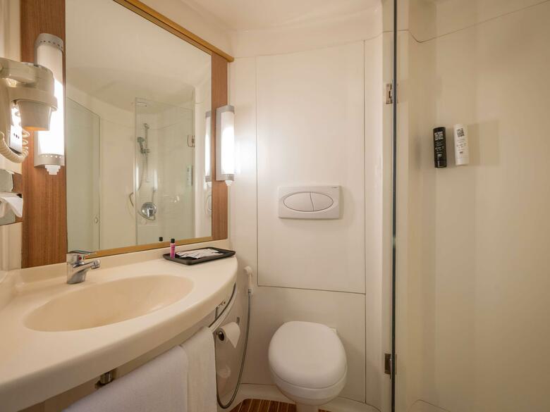 Hotel Ibis New Delhi Aerocity