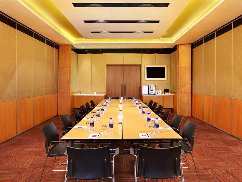 Hotel Ibis New Delhi Aerocity