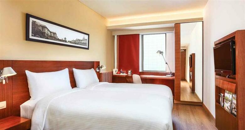 Hotel Ibis New Delhi Aerocity