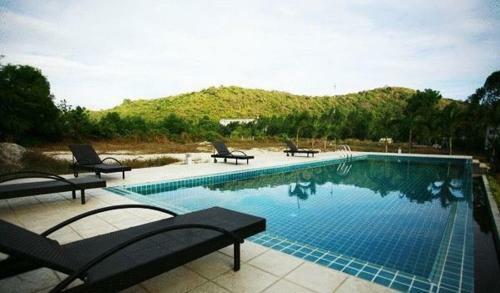 Hotel White@sea Resort