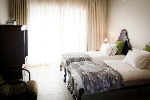 Hostal De Zoete Rust Guesthouse