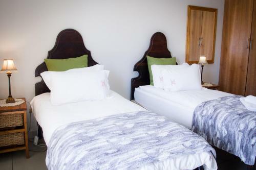 Hostal De Zoete Rust Guesthouse