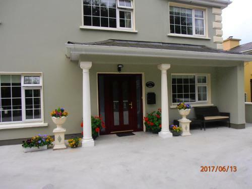 Larkfield House B&B