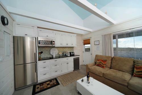Hotel Driftwood Resort On The Ocean
