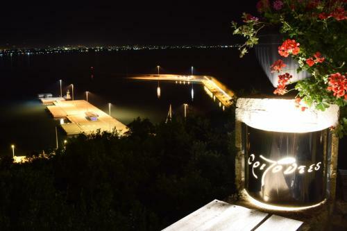 Orizontes View Hotel