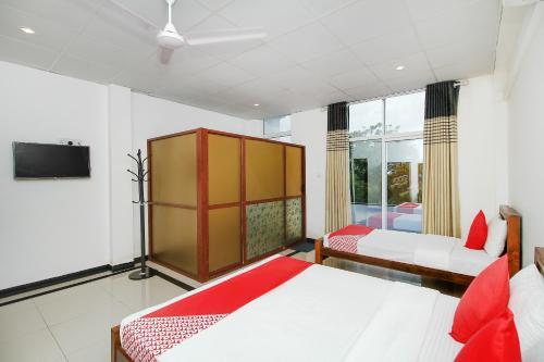 Grand Rovinka Hotel