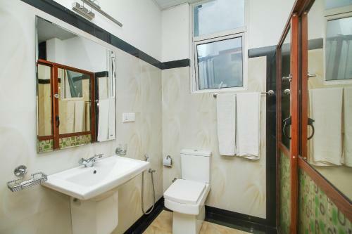 Grand Rovinka Hotel