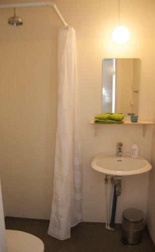 Hostal Guesthouse Kirkjubol In Bjarnardalur