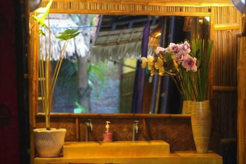 Under The Coconut Tree Hoi An Homestay
