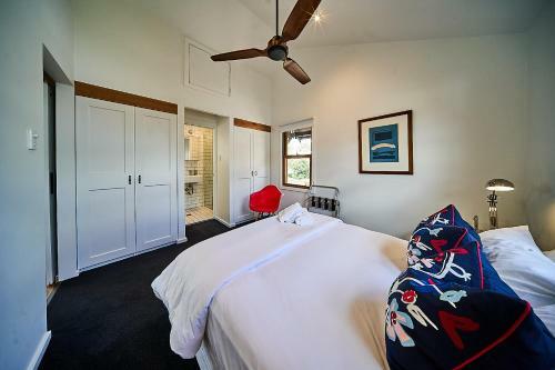 Hostal The Bronte Guesthouse