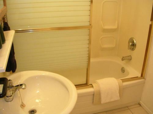 Amity Bed & Breakfast