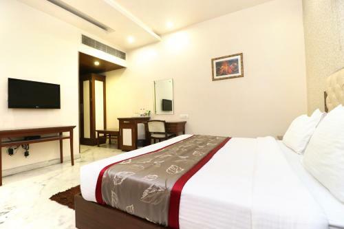 Hotel Leela Grande