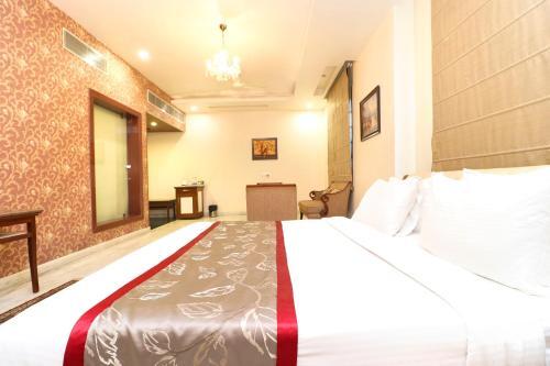 Hotel Leela Grande