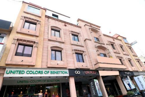 Hotel Leela Grande