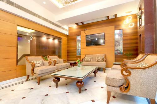 Hotel Leela Grande