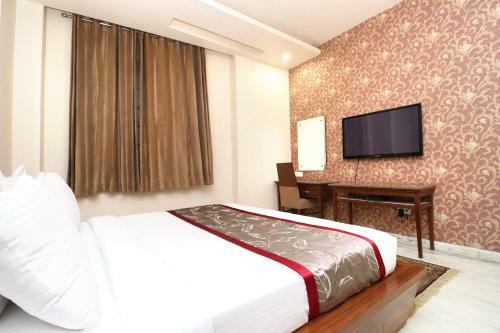 Hotel Leela Grande