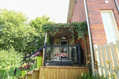 Danby House Bed And Breakfast