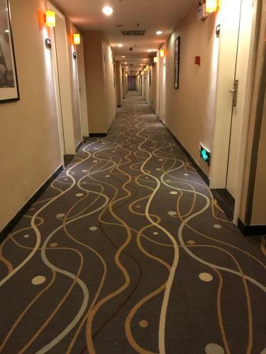 Hotel 7days Inn Shenzhen Longhua Subway Station