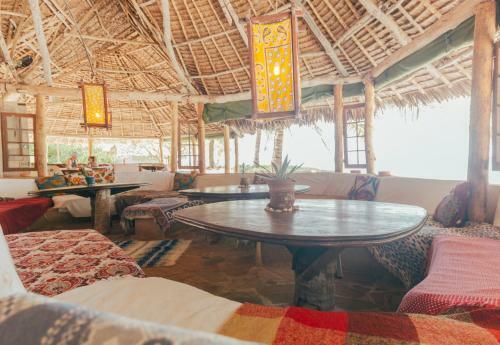 Albergue Mikadi Beach Lodge