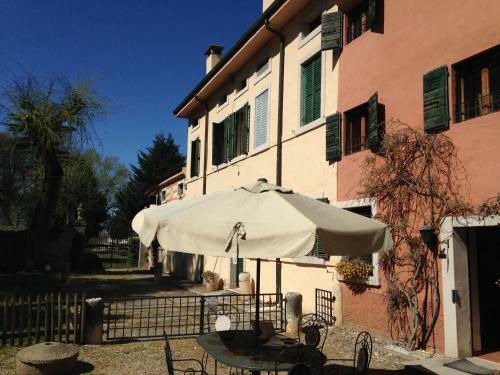 Hostal Agriturismo Corte Pellegrini