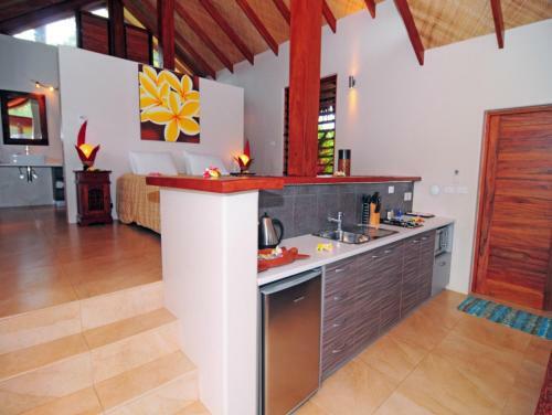 Lagoon Beach Resort Apartments