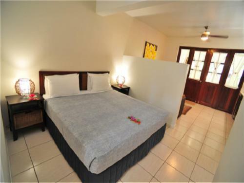 Lagoon Beach Resort Apartments