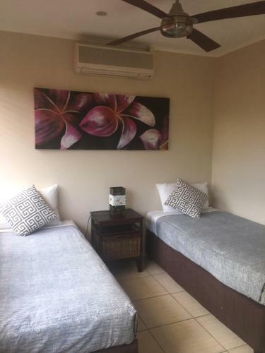 Lagoon Beach Resort Apartments