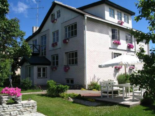 Hostal White Villa