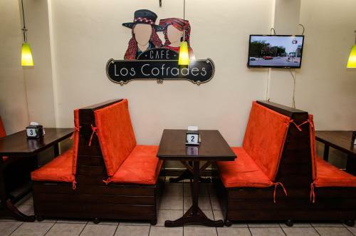Hotel Los Cofrades