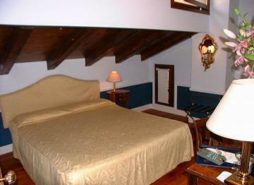 Hotel Pantalon