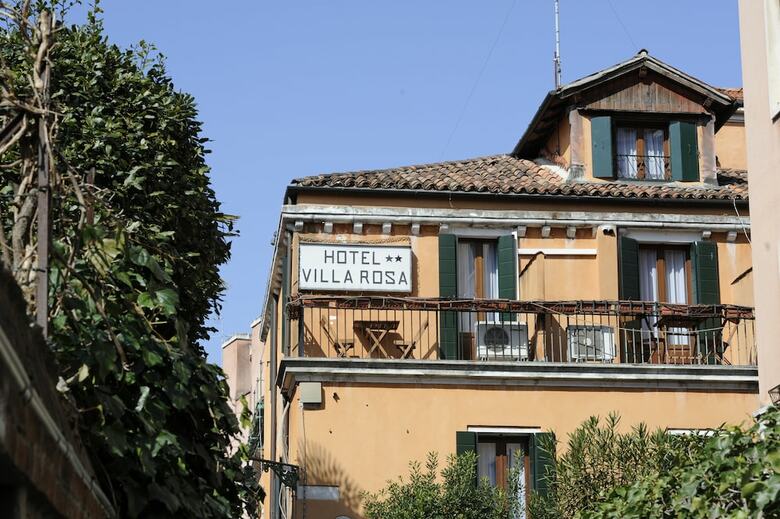 Hotel Villa Rosa