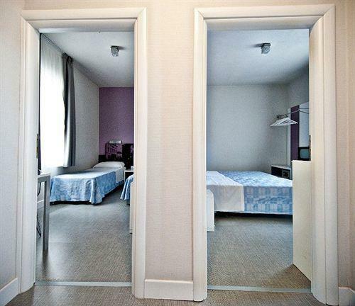 Hotel Mondial